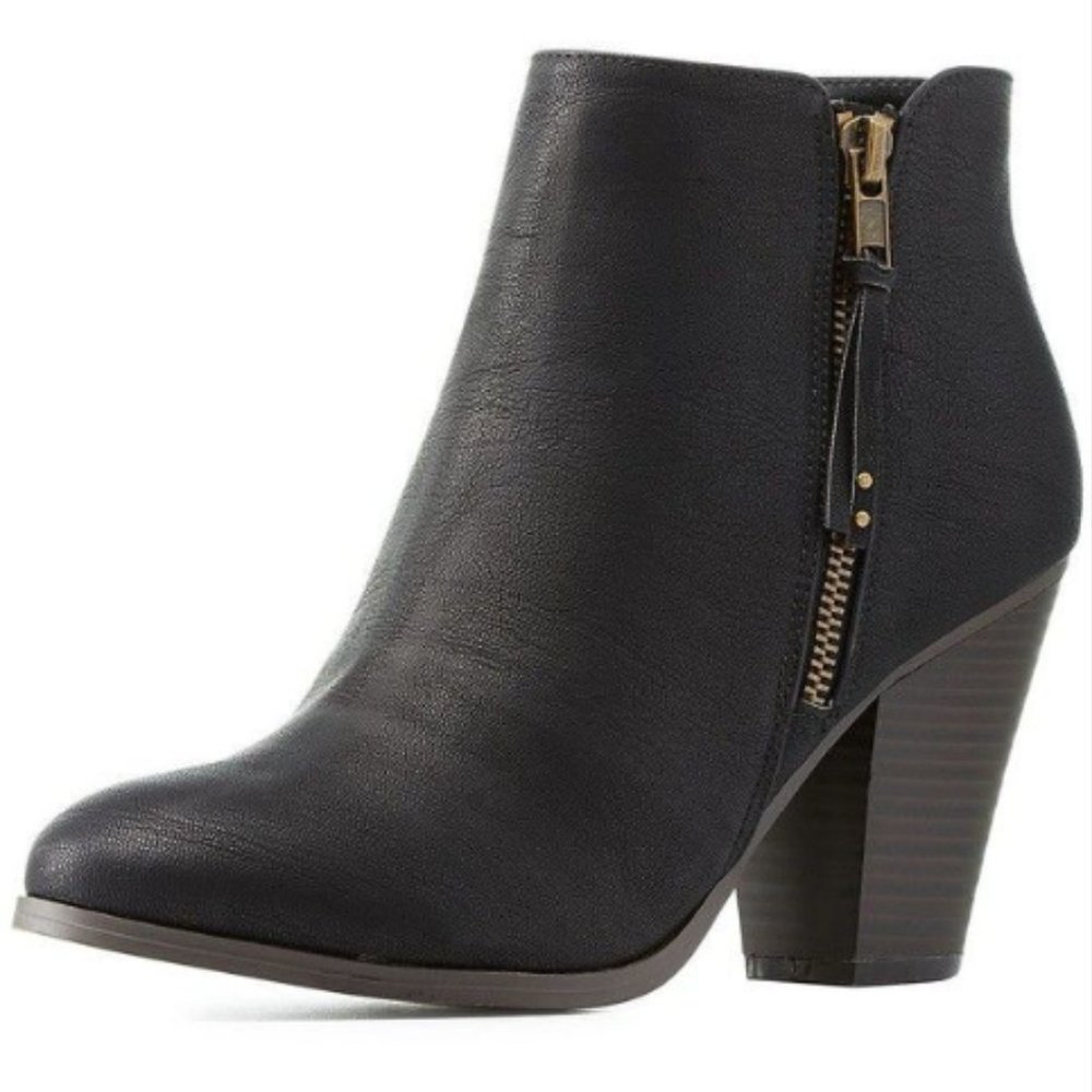 Charlotte Russe Black Side-Zip Chunky Heel Bootie Sz. 9